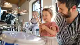 Wat Muzikale Ontwikkeling Écht Met Je Kind Doet Wat Muzikale Ontwikkeling Écht Met Je Kind Doet