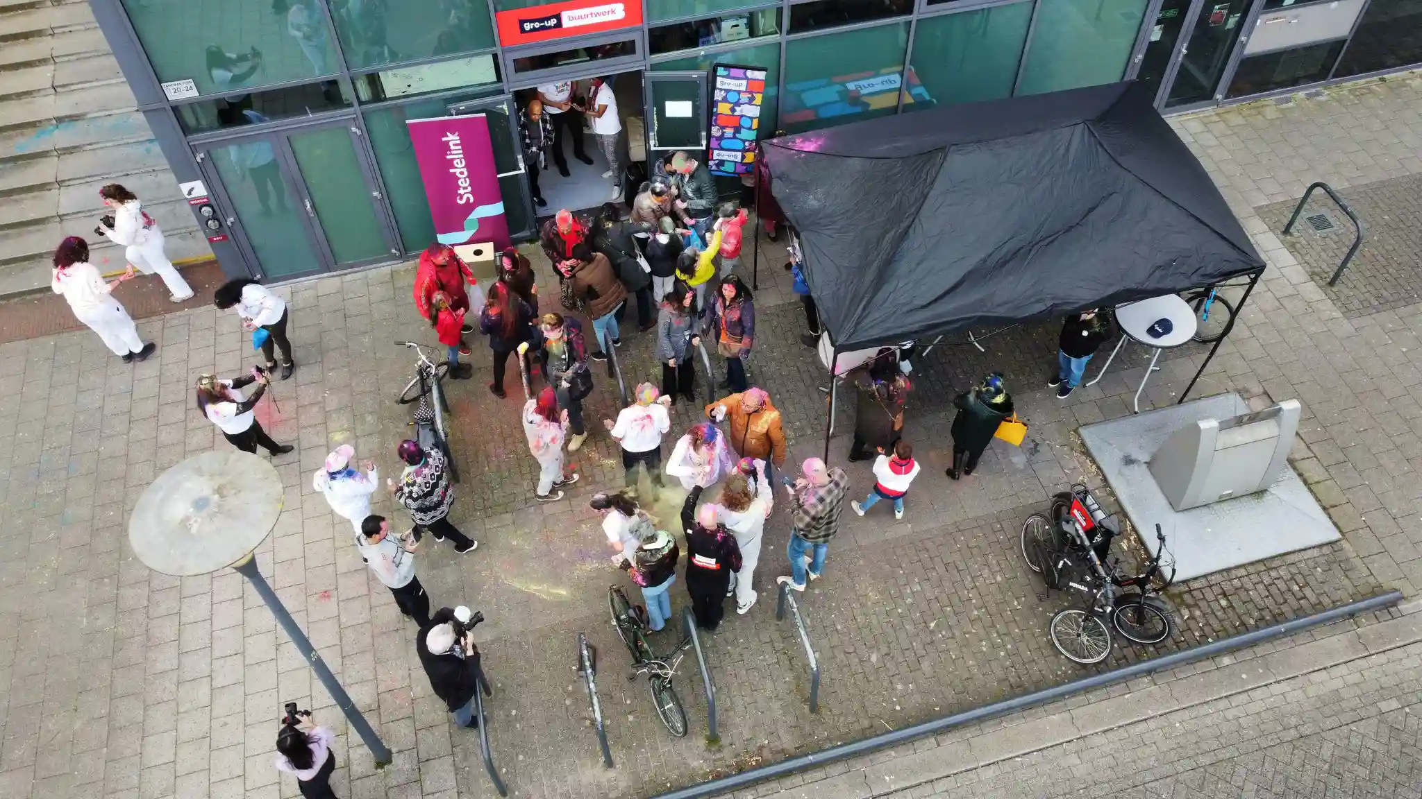 Een feestje voor de deur bij gro-up buurtwerk Zoetermeer Oosterheem