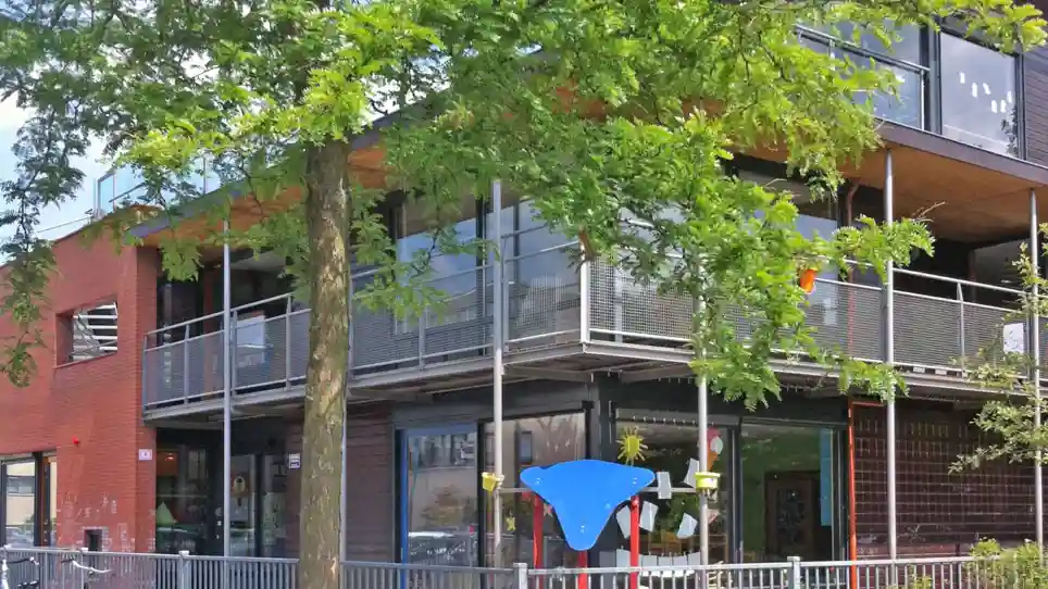 Sjakie in de Chocoladefabriek Sjakie in de Chocoladefabriek