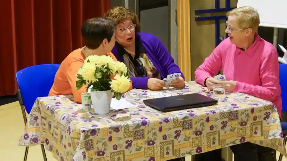 Eindelijk Videobellen Met Je Kleinkinderen Dankzij Een Buurtgenoot Eindelijk Videobellen Met Je Kleinkinderen Dankzij Een Buurtgenoot
