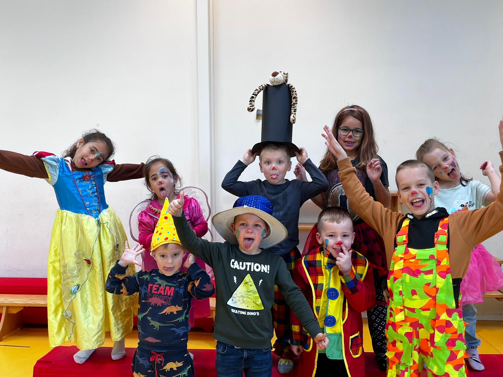 gro-up vakantiethema circus op de BSO