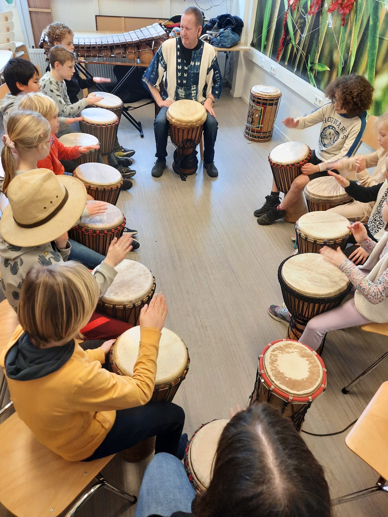 gro-up Djembé op BSO De Sleekoepel