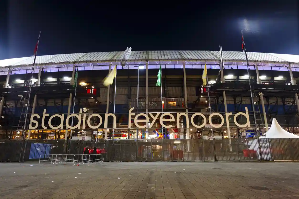 gro-up nieuws Frauduleuze Verkoop Van Feyenoord (VIP )Kaarten